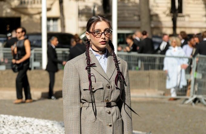 Le style preppy fait son grand retour pile à temps pour la rentrée