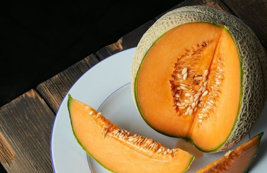 En cuisine ou en crème après-soleil : trois façons insoupçonnées d’utiliser l’écorce de melon cet été