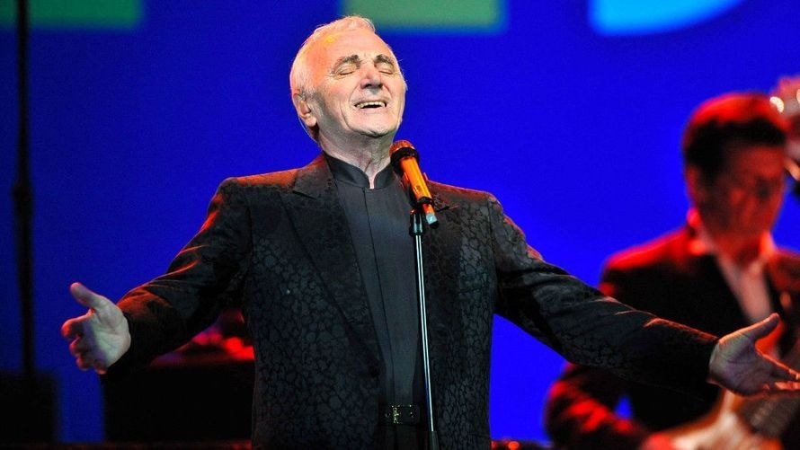 Cette célèbre "Top Chef" qui a cuisiné pour Charles Aznavour balance : "Quand je l'ai eu à table…"