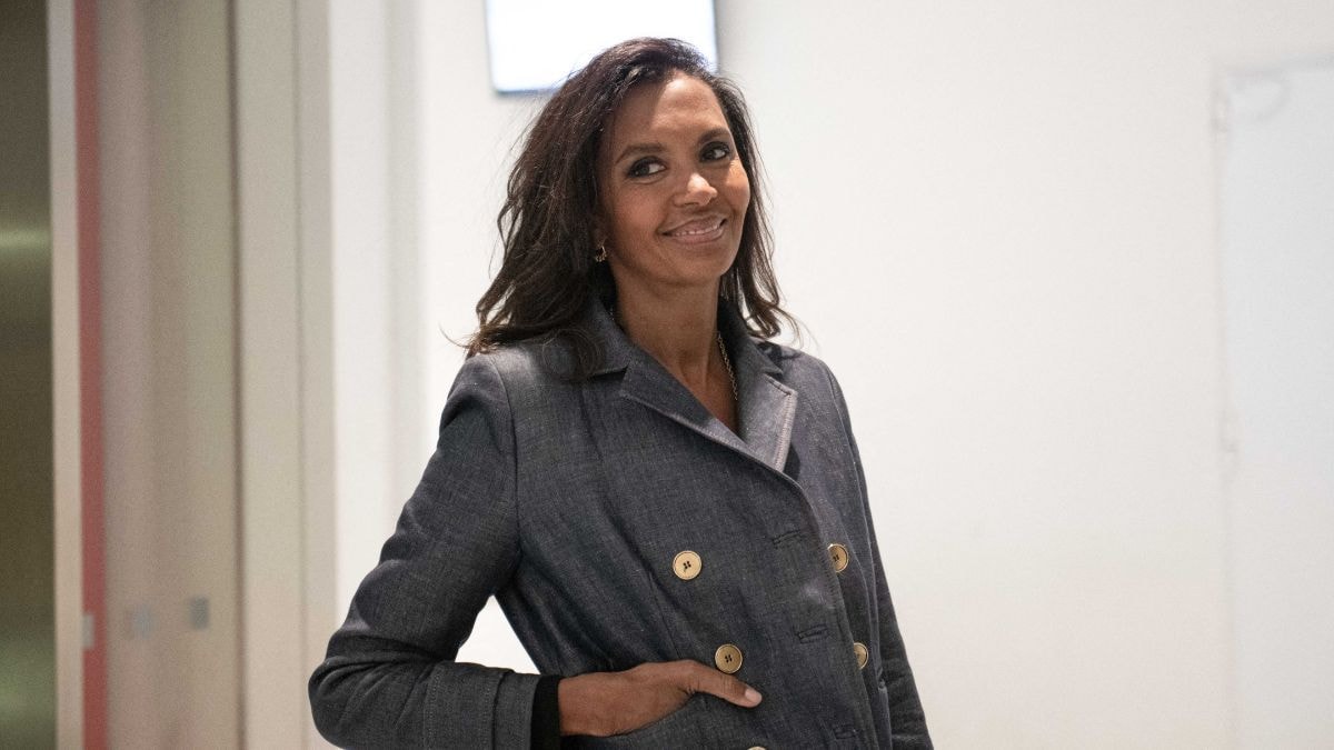 Karine Le Marchand : elle dirige plusieurs entreprises loin des plateaux, certaines en commun avec sa fille Alya