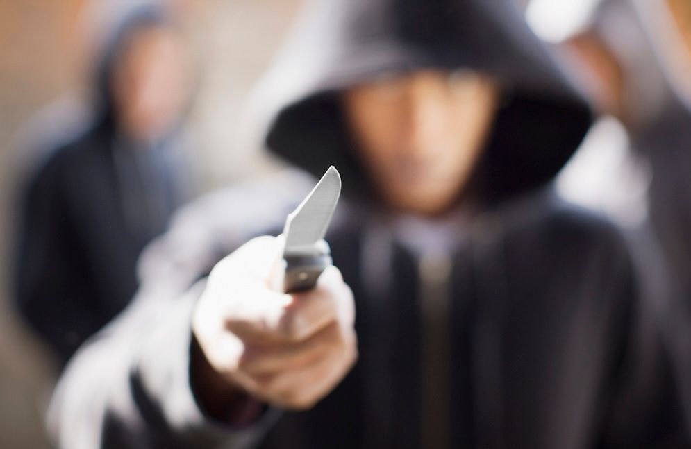 Surveillante tuée à Nogent : y a-t-il vraiment plus de violence dans la jeunesse ?