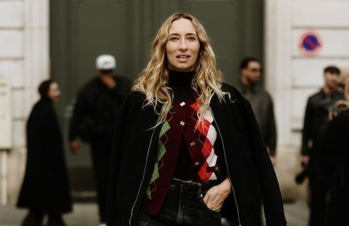 Pourquoi la mode se passionne-t-elle soudainement pour ce pull écossais ?