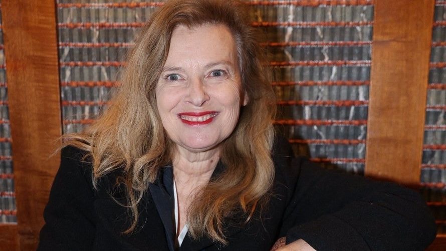 L'ex-Première dame Valérie Trierweiler fière d’avoir été "la première" à avoir traitée Inès Reg de "sal**"
