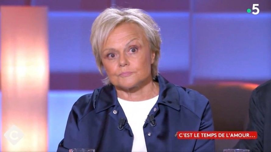 Muriel Robin dépendante à "sa came" : sa chérie Anne Le Nen lui a "sauvé la vie"