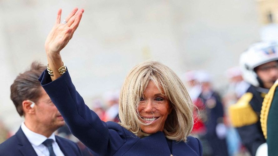 Brigitte Macron démarque dans "Emily in Paris"