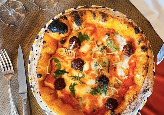 Comment reproduire la délicieuse pâte à pizza napolitaine de Big Mamma ?