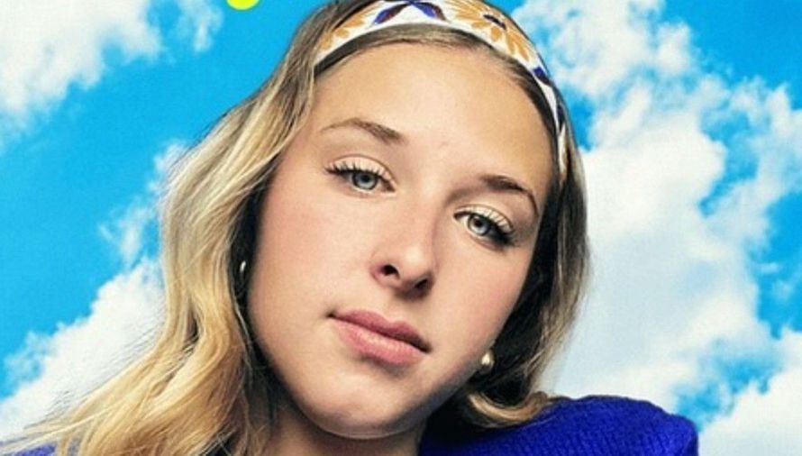 "Validé par la reine de Belgique", l’annonce inattendue d’Héléna, ex-candidate de la "Star Academy"