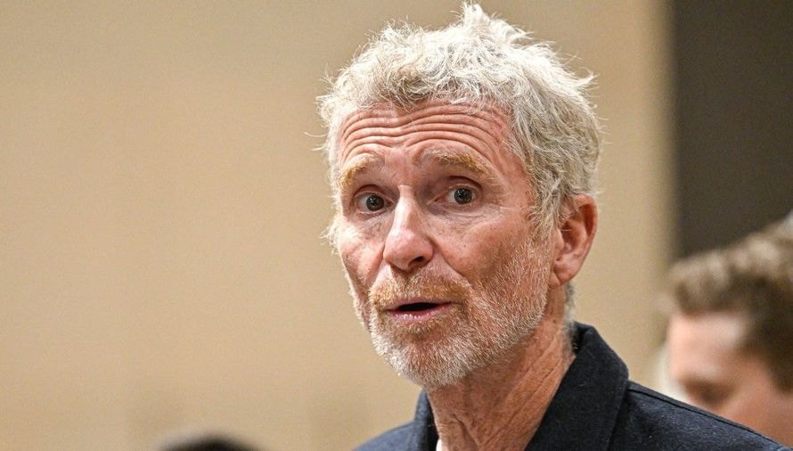 "Ca t'apprendra à l'ouvrir..." : Denis Brogniart ex-professeur de journalisme, un ancien élève témoigne