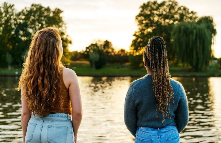 Sur Tiktok, ces vidéos virales associent racisme anti-noir et discriminations visant les roux