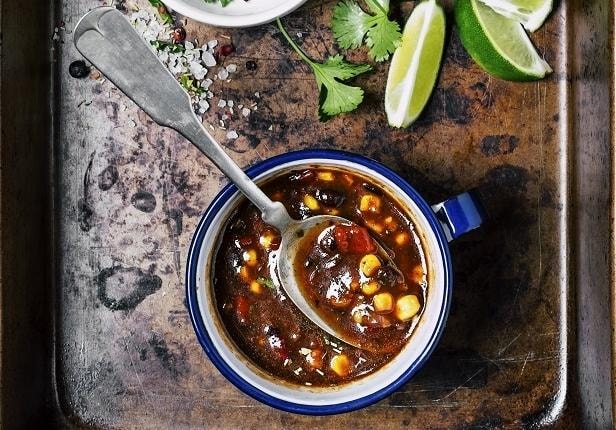Voici ce qui arrive à votre corps lorsque vous mangez de la sauce piquante