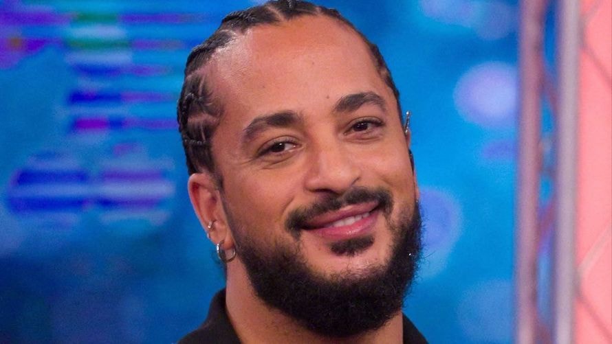 "Je suis choqué", "C'est fou", invité à la radio, Slimane s'attendait à tout sauf à ça