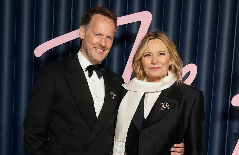Kim Cattrall est mariée : la star de « Sex and The City » a épousé son compagnon Russell Thomas