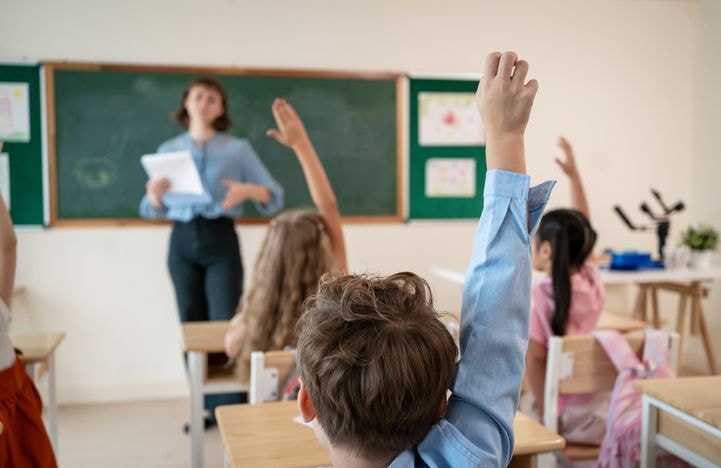 Au Royaume-Uni, des cours obligatoires contre la misogynie dans les collèges et les lycées
