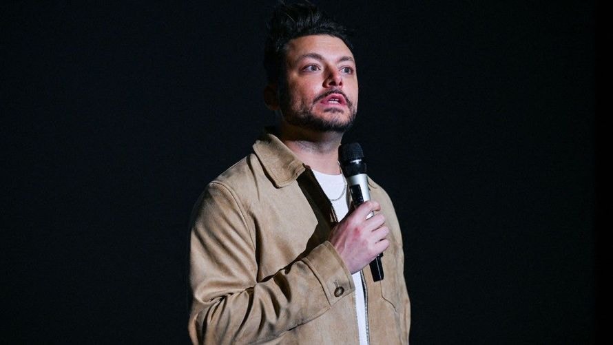 “Je ne vous connais pas et vous allez recevoir un message de mes avocats” : Kev Adams s’emporte sur Instagram