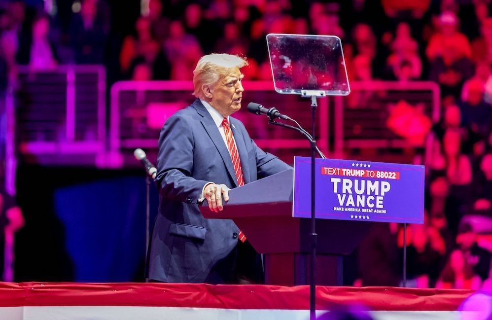 Immigration, transidentité… Quels sont les premiers décrets que veut prendre Donald Trump ?