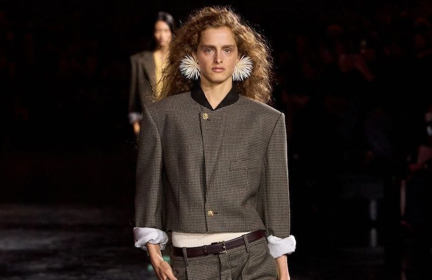 Nouvelle coupe, nouvelle allure : voici le blazer qui signe la silhouette du printemps