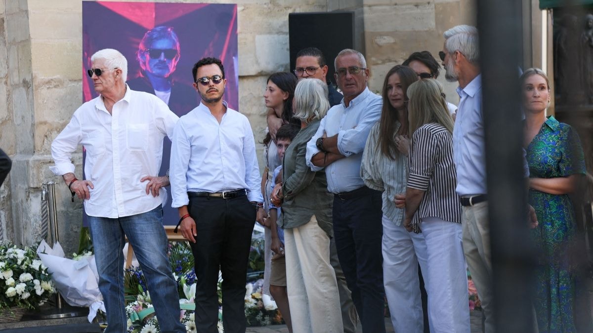 Obsèques de Kavinsky : 'J’ai besoin d’un peu de temps', le cri du cœur de sa compagne Gaëlle devant un parterre de célébrités