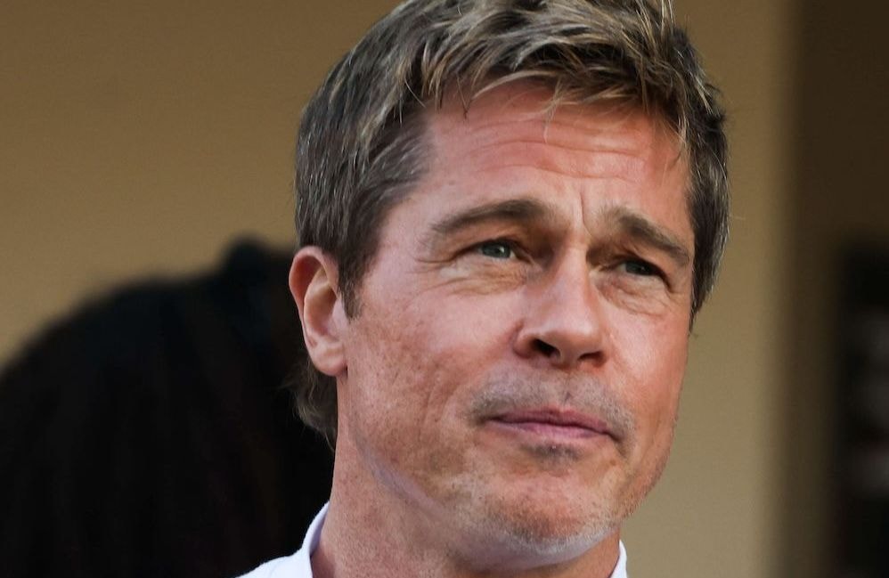 Elle pensait vivre une idylle avec Brad Pitt : Anne arnaquée de 830 000 euros