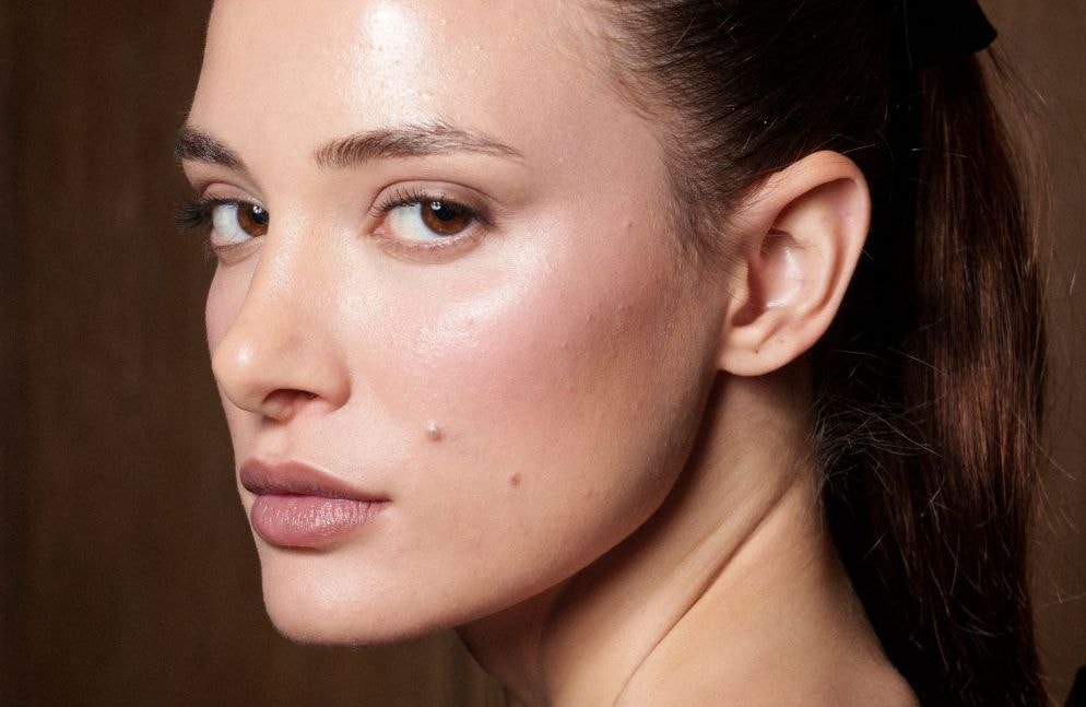 Peau sèche : 6 conseils d’experte pour bien maquiller sa peau en hiver