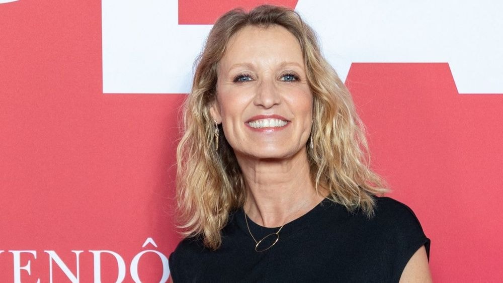 Après Jean Dujardin, Alexandra Lamy tranche enfin : "Je suis très heureuse d'être seule"