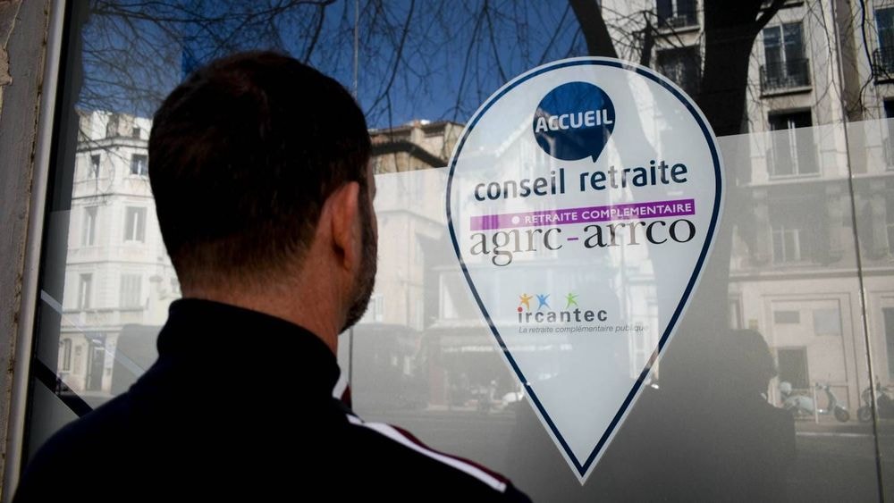 Retraite : « gare aux SMS, appels, emails » se faisant passer pour l'Agirc-Arrco