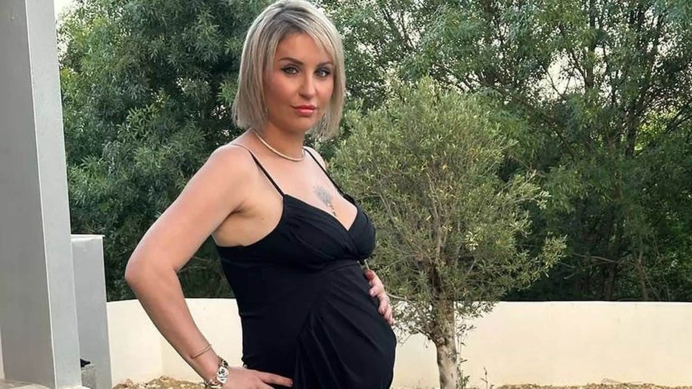 Amandine Pellissard métamorphosée : la jeune maman dévoile son nouveau look surprenant, regardez !