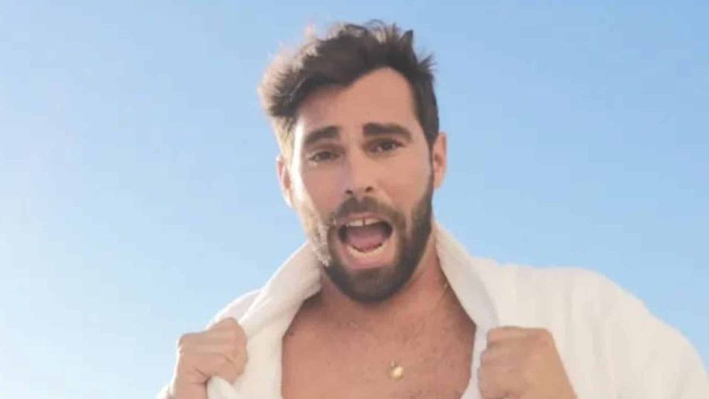 Jauffrey (MAPR6) : le candidat annonce la naissance de son premier enfant et dévoile une adorable photo !