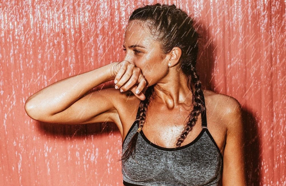 Faut-il (vraiment) se doucher tout de suite après le sport ?