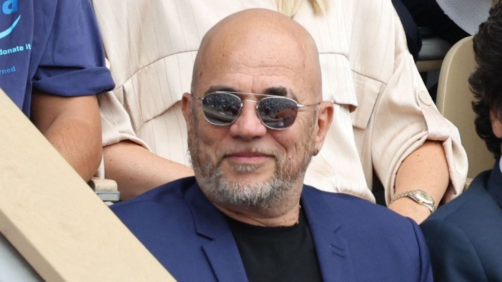 "Rayé de la carte" : Pascal Obispo (60 ans) brutalement honnête sur Laeticia Hallyday