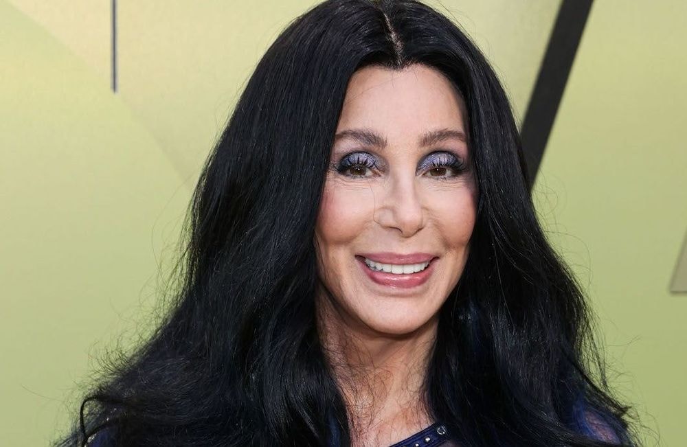 Cher : la raison pour laquelle elle ne sort qu’avec des « jeunes hommes »