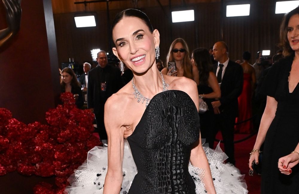 « Elle est sous Ozempic ? » : pourquoi l’apparence de Demi Moore déclenche autant de réactions