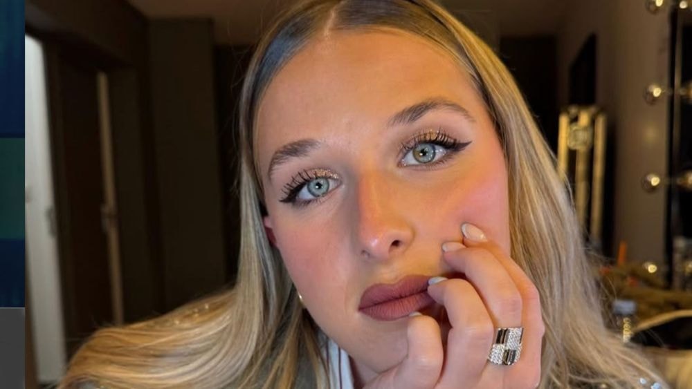 "Je vais m’effacer…" : Héléna Bailly prend une grande décision pour sa carrière, les fans vont être déçus !
