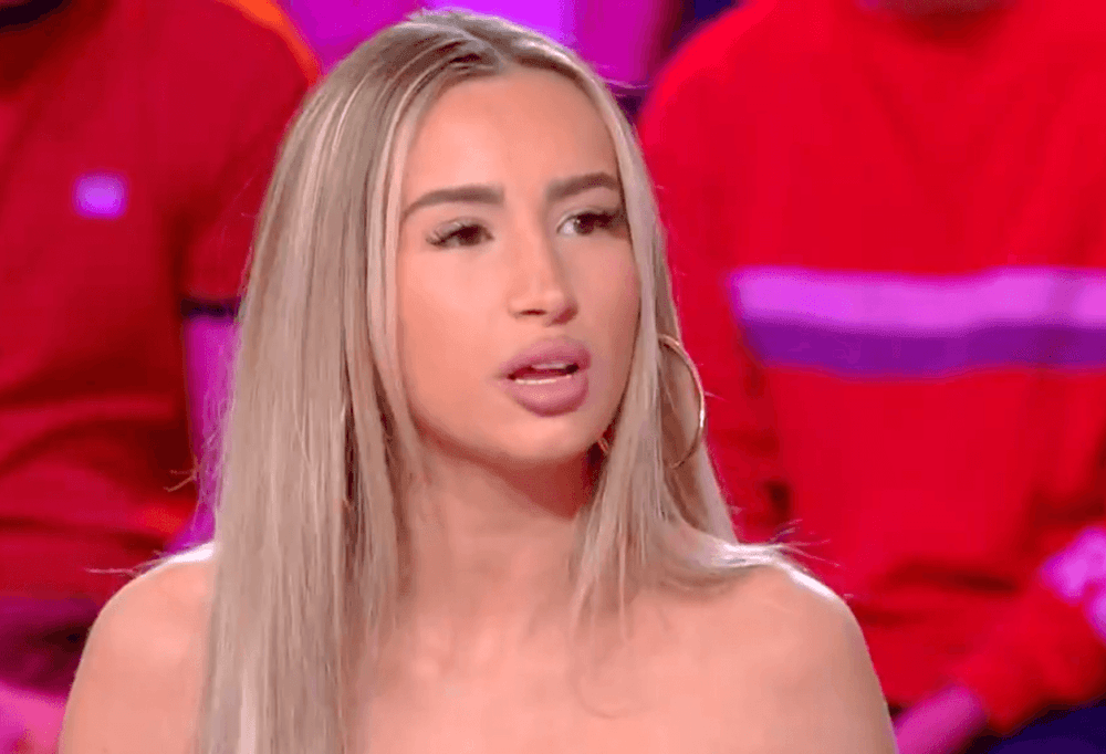 La chroniqueuse Polska révèle souffrir d’une maladie peu commune dans TPMP !