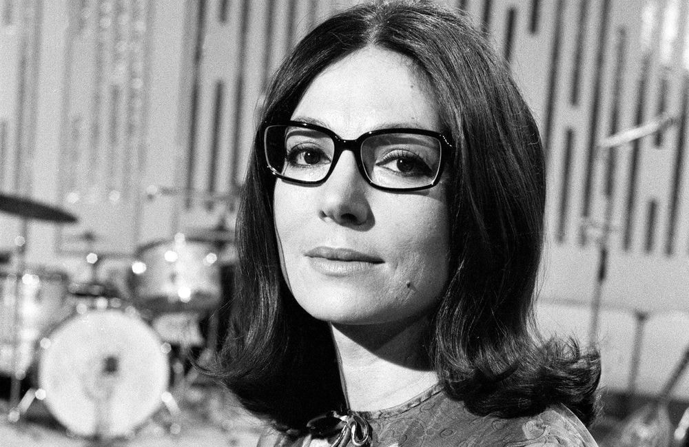 Cette chanson de Nana Mouskouri cartonne grâce à cette série Netflix