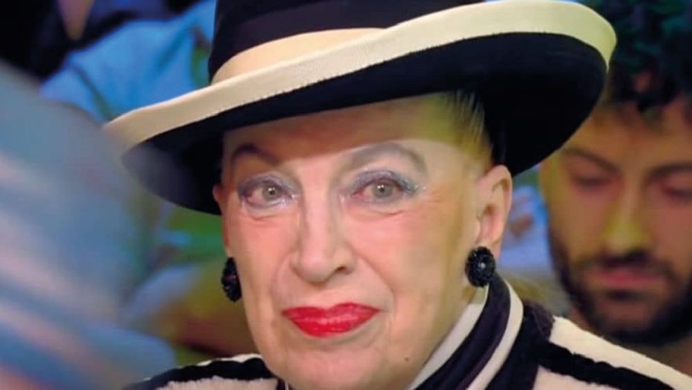 Geneviève de Fontenay : le SMS sans pitié envoyé à Sylvie Tellier avant sa mort, "Vous êtes une…