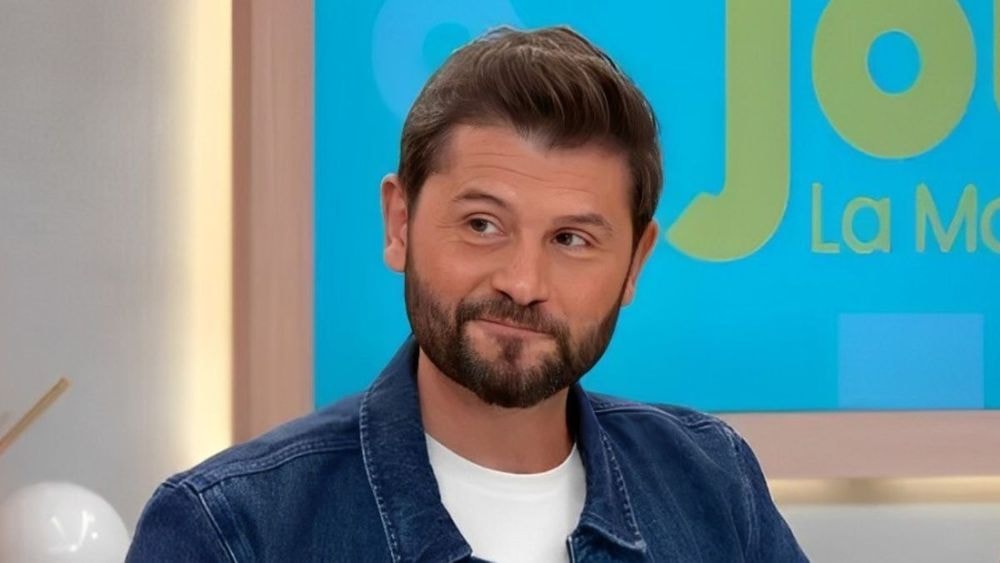 Christophe Beaugrand, homo et fier, dénonce ces animateurs "en faux couple avec des filles"