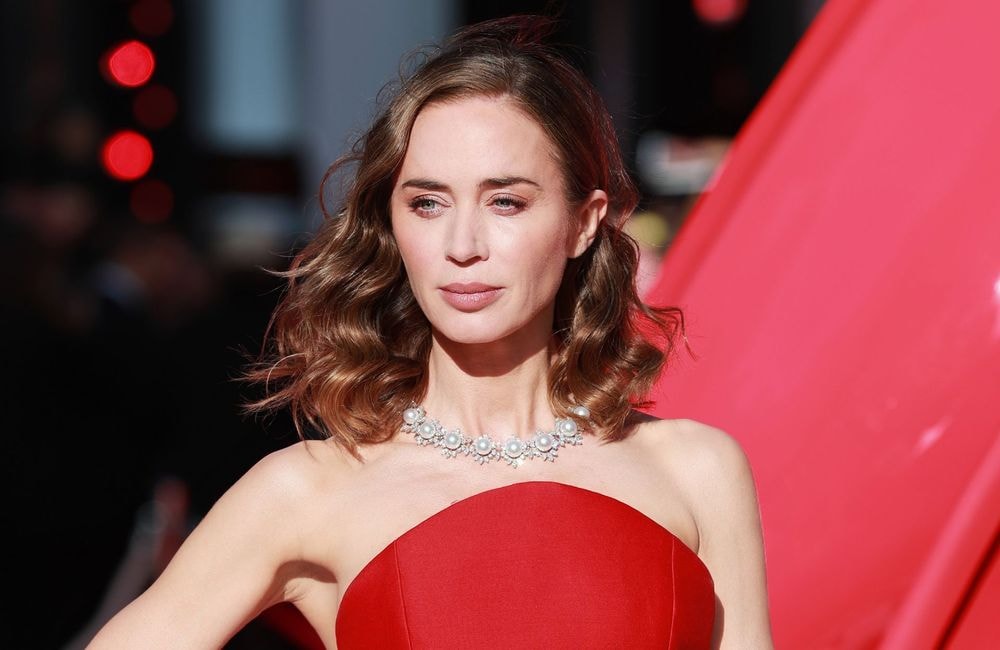 Emily Blunt, Amal Clooney, elles misent toutes sur cette crème anti-âge aux vertus exceptionnelles
