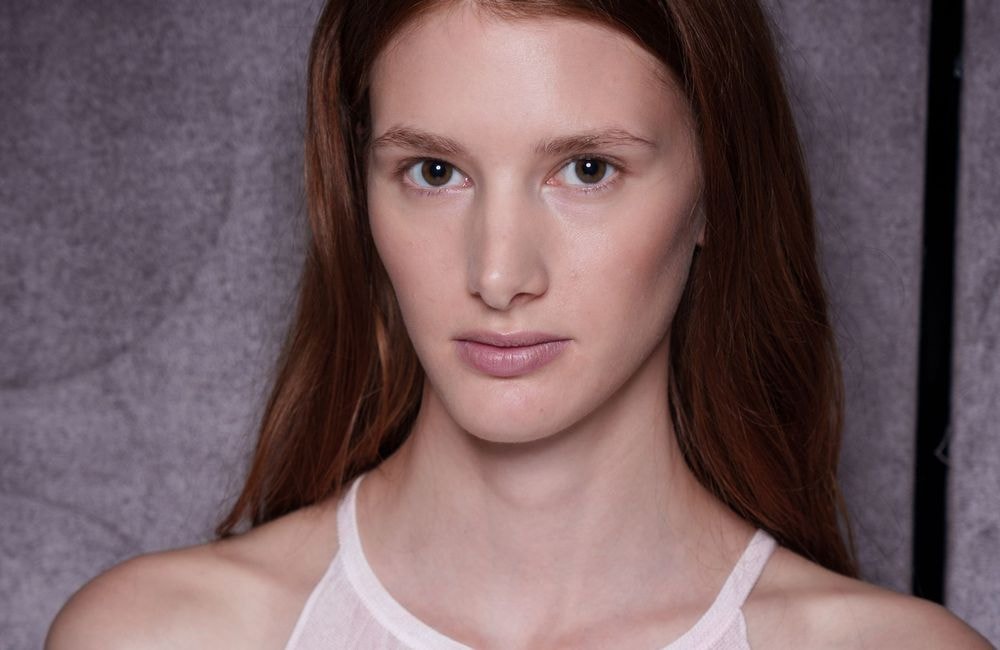 Connaissez-vous le « soft pin point shading » ? Cette méthode discrète qui remplace le contouring