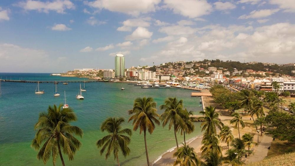 Mayotte, Martinique, La Réunion... Les banques toujours plus chères en 2025 dans les outre-mer