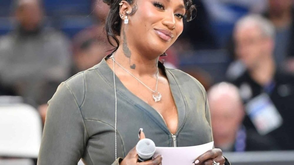 Aya Nakamura : la star brille aux côtés de Teddy Riner et plein d’autres pour la NBA