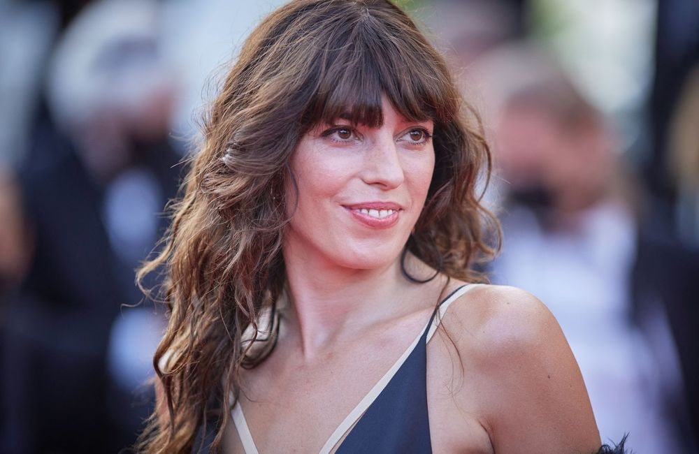 Lou Doillon célèbre les 2 ans de son fils Laszlo avec de tendres clichés