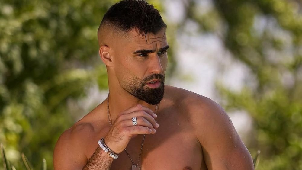 "C'est un moment difficile..." : Jonathan Matijas en deuil, il perd un être cher...