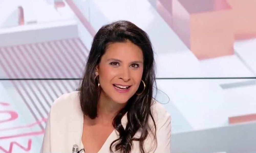 Apolline de Malherbe prise de court par Marine Le Pen, elle perturbe "involontairement" son interview