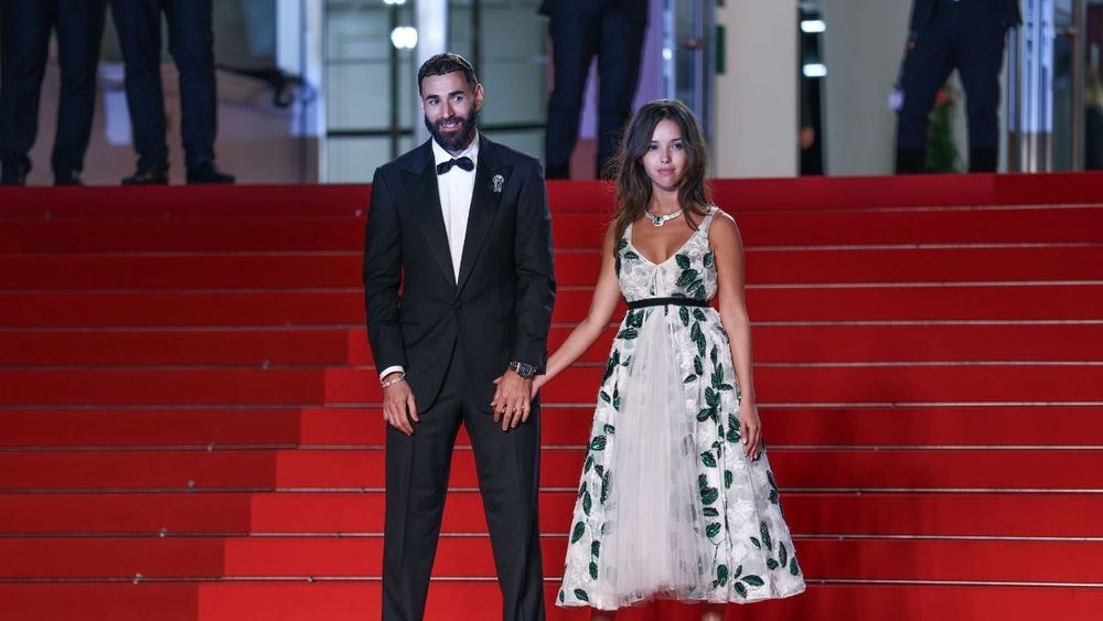 Blocage de dos, ostéo en urgence et mariage de rêve : les coulisses mouvementées des noces de Karim Benzema et Lyna Khoudri