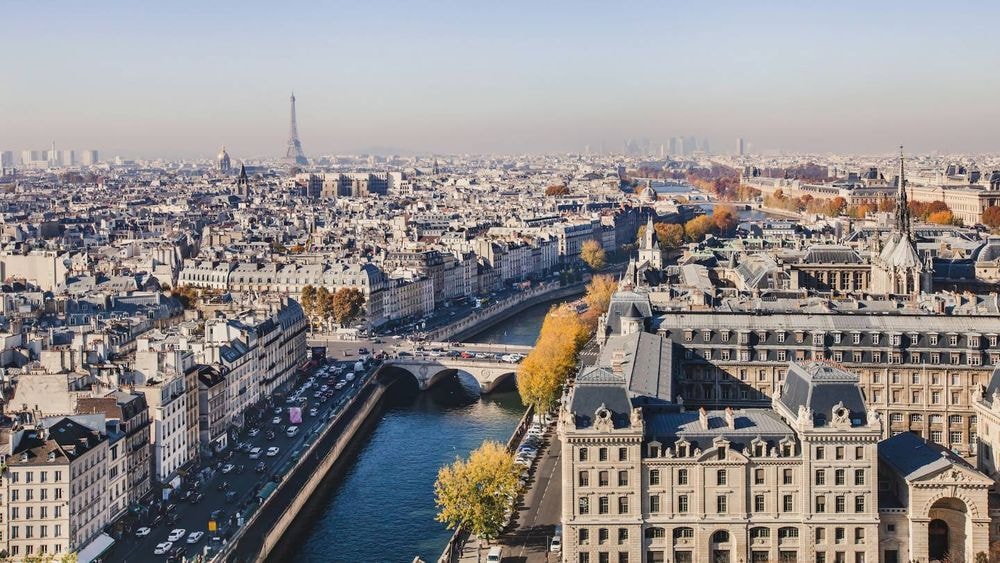 Impôts locaux : de l'Alpe d'Huez à Paris et Montpellier, le surprenant top 15 de la taxe foncière par m2