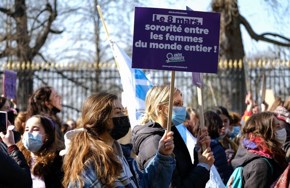 Les droits des femmes ont reculé dans un pays sur quatre en 2024, alerte l’ONU
