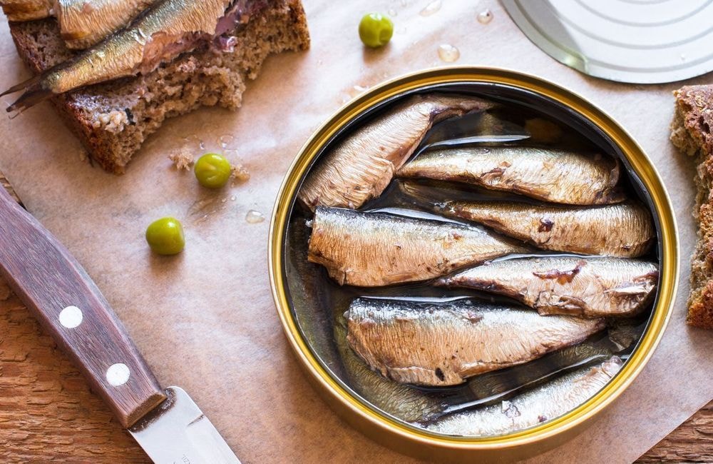 Les sardines en conserve sont-elles meilleures une fois périmées ?