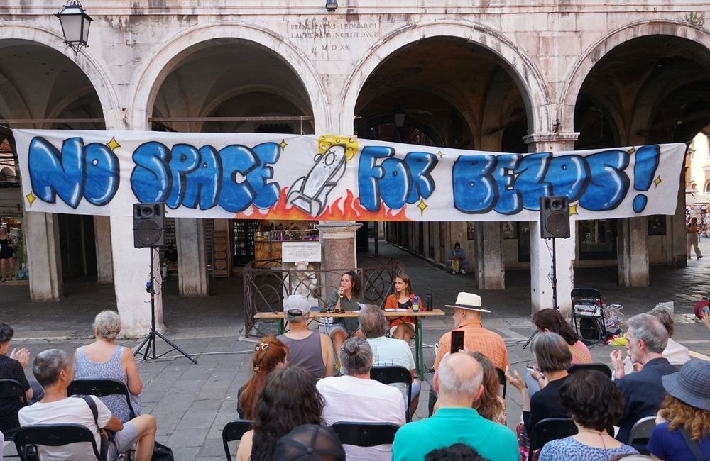 À Venise, une nouvelle manifestation après le mariage de Jeff Bezos