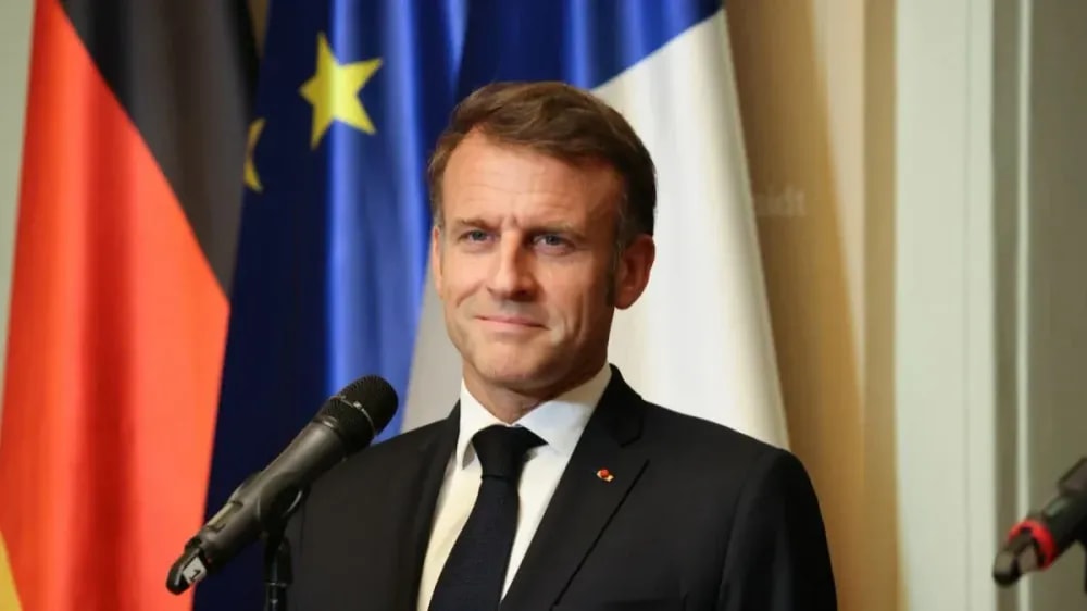 Emmanuel Macron “a grandi avec le X” : cette Brigitte, experte du sujet se lâche