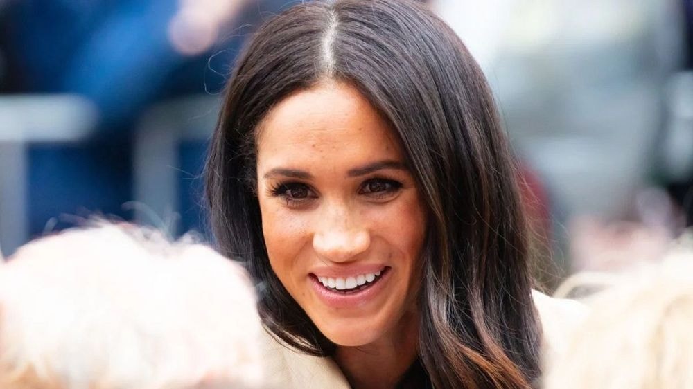 Meghan Markle sans soutien-gorge ni artifices : la "racaille de la royauté" pose pour un grand magazine